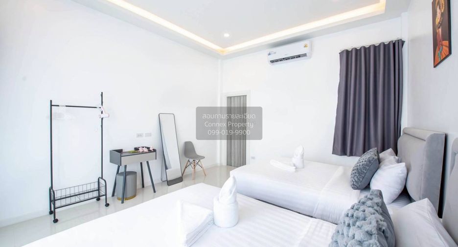 For sale 5 bedrooms villa in Huay Yai, Pattaya