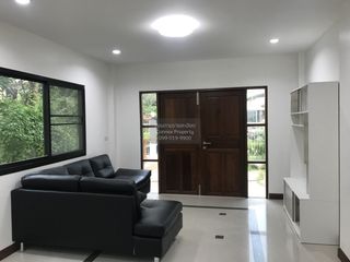 Casa en venta de 3 habitaciones en Bang Khen, Bangkok