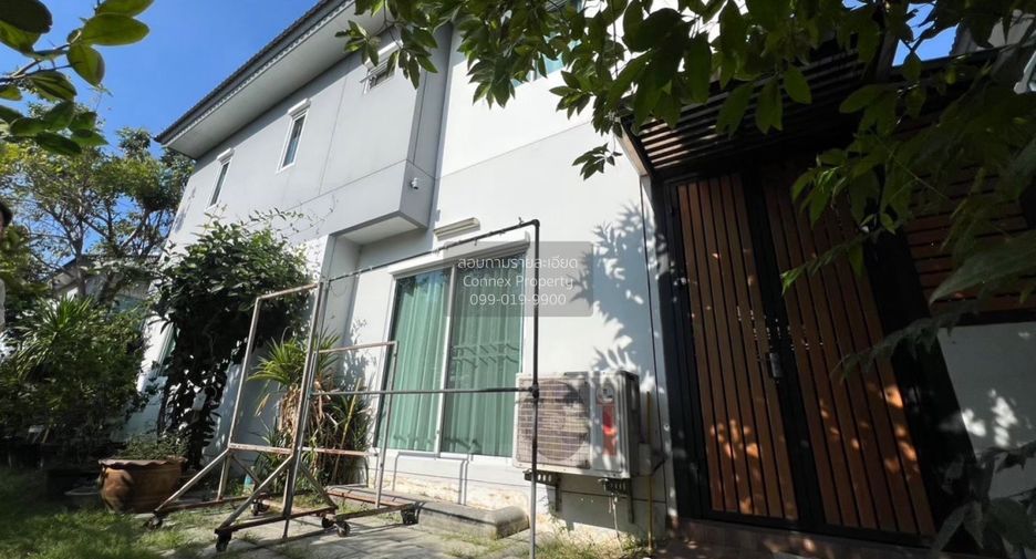 For sale 3 bedrooms house in Khan Na Yao, Bangkok