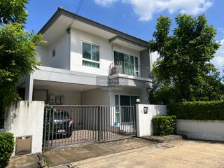 For sale 3 bedrooms house in Khan Na Yao, Bangkok