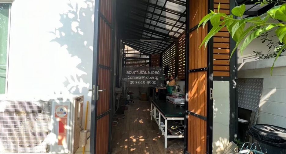 For sale 3 bedrooms house in Khan Na Yao, Bangkok