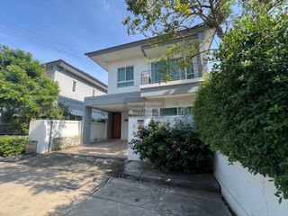 For sale 3 bedrooms house in Khan Na Yao, Bangkok
