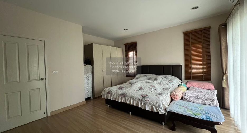 For sale 3 bedrooms house in Khan Na Yao, Bangkok