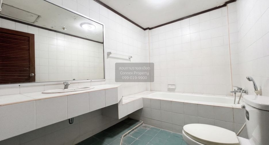 Продажа 3 спальни таунхаус в Сапхан Сунг, Бангкок