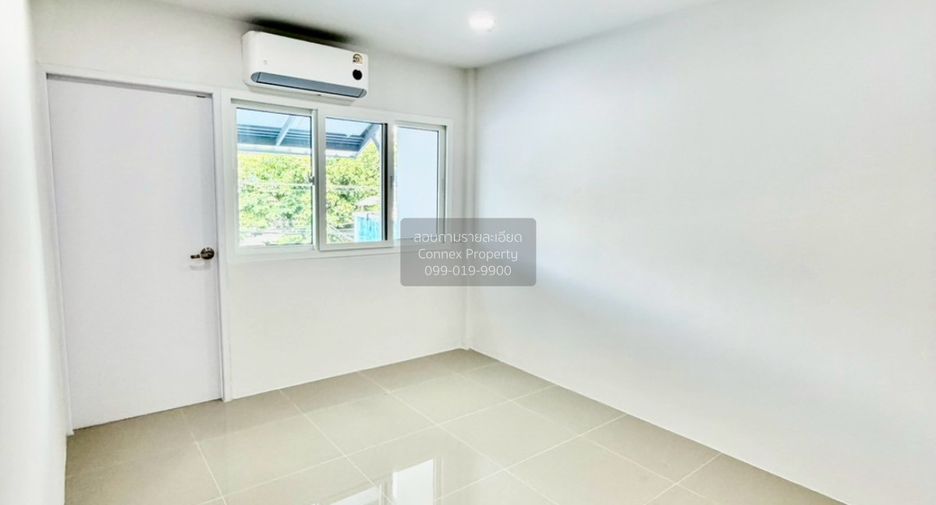 Casa adosada en venta de 3 habitaciones en Wang Thonglang, Bangkok