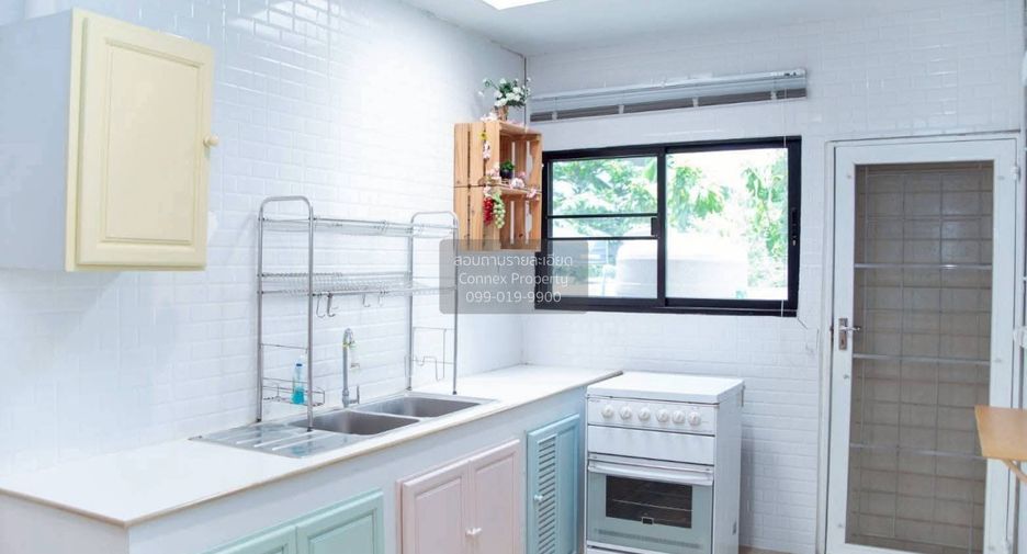 For sale 3 bedrooms house in Khan Na Yao, Bangkok