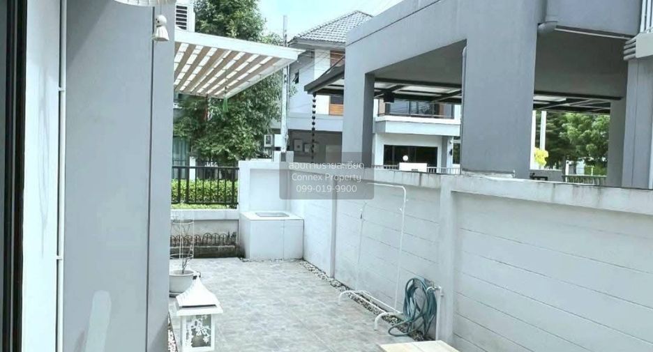 For sale 3 bedrooms house in Khan Na Yao, Bangkok