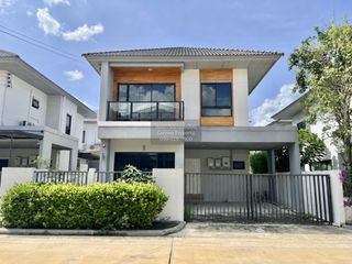 For sale 3 bedrooms house in Khan Na Yao, Bangkok
