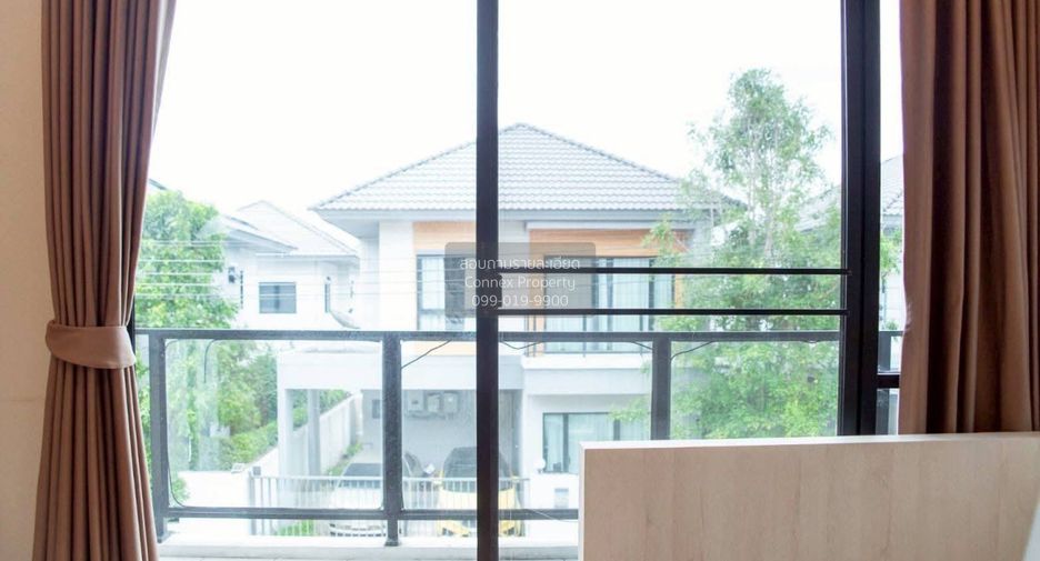 For sale 3 bedrooms house in Khan Na Yao, Bangkok