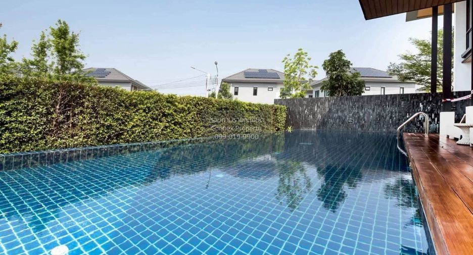 For sale 3 bedrooms house in Khan Na Yao, Bangkok