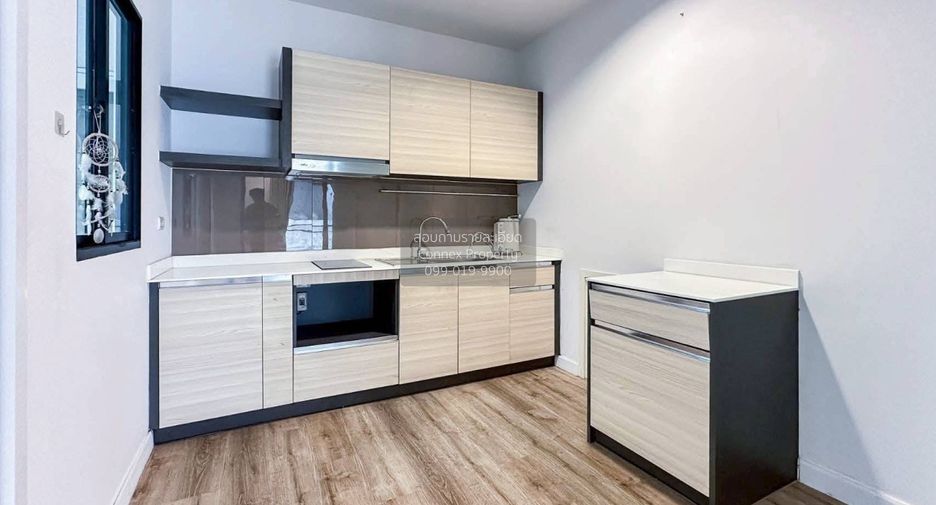 For sale 3 bedrooms house in Khan Na Yao, Bangkok