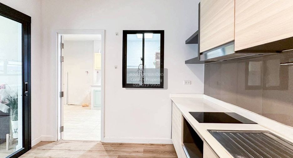 For sale 3 bedrooms house in Khan Na Yao, Bangkok