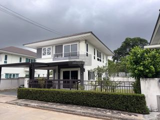 For sale 4 bedrooms house in Sai Mai, Bangkok