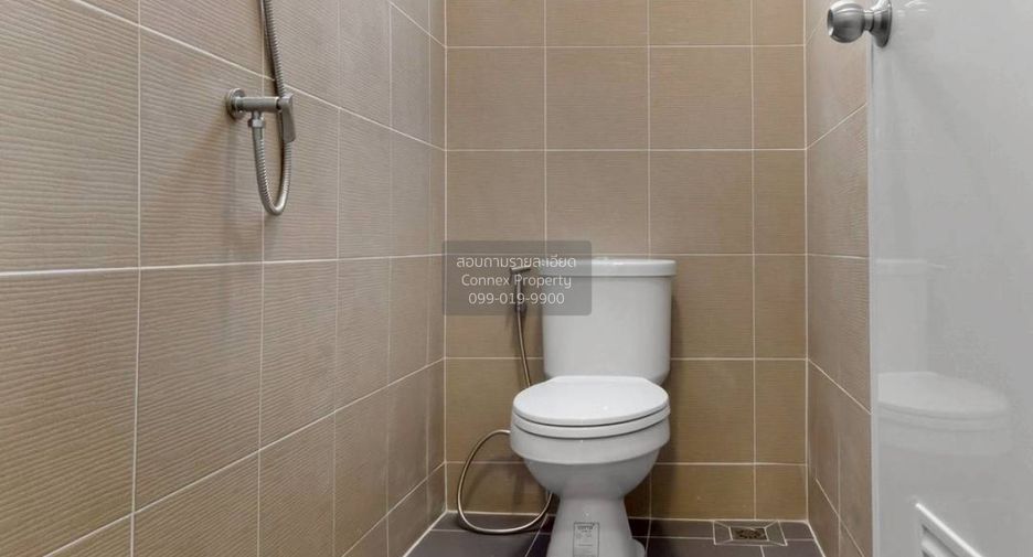 For sale 3 bedrooms townhouse in Mueang Nonthaburi, Nonthaburi