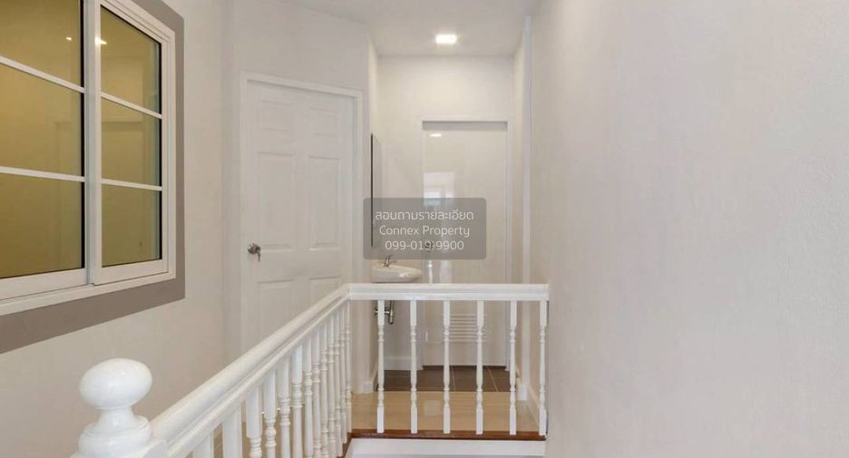 For sale 3 bedrooms townhouse in Mueang Nonthaburi, Nonthaburi