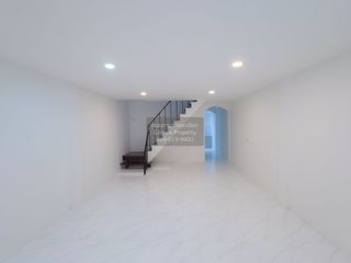 For sale 3 bedrooms townhouse in Bang Bon, Bangkok