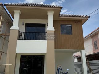 For sale 3 bedrooms townhouse in Prawet, Bangkok