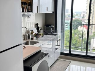 For sale 3 bedrooms condo in Phaya Thai, Bangkok
