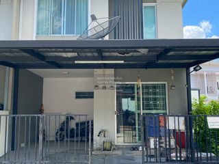 For sale 3 bedrooms townhouse in Bang Khen, Bangkok
