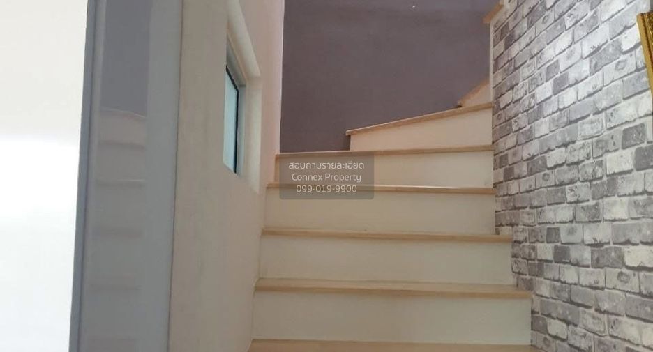 For sale 3 bedrooms townhouse in Bang Khen, Bangkok