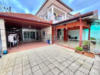 出售 4 卧室 联排别墅 在 Phuket Town, 普吉