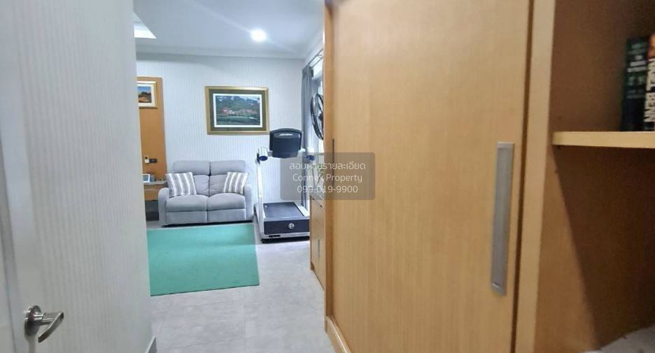 For sale 4 bedrooms retail Space in Huay Yai, Pattaya