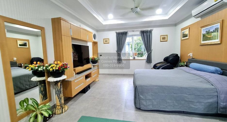 For sale 4 bedrooms retail Space in Huay Yai, Pattaya