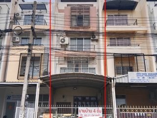 For sale 4 bedrooms townhouse in Prawet, Bangkok