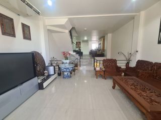 For sale 4 bedrooms townhouse in Prawet, Bangkok