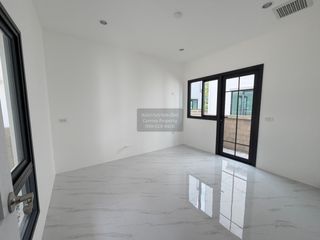 Продажа 4 спальни дом в Чом Тхонг, Бангкок