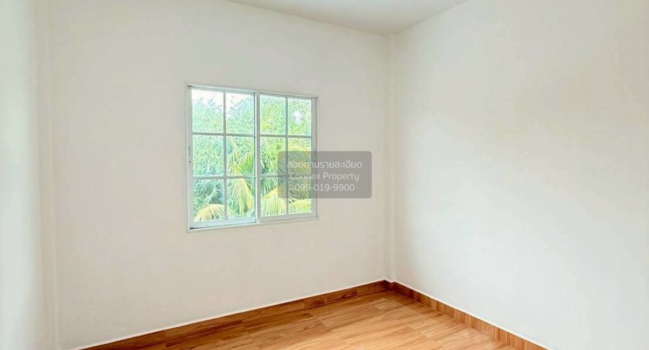 For sale 4 ベッドルーム townhouse in Nong Chok, Bangkok