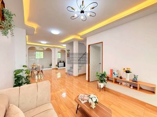 For sale 4 ベッドルーム townhouse in Nong Chok, Bangkok