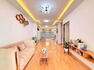 For sale 4 ベッドルーム townhouse in Nong Chok, Bangkok