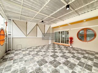 For sale 4 ベッドルーム townhouse in Nong Chok, Bangkok