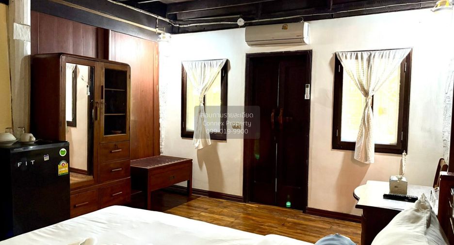 For sale 4 bedrooms house in Thalang, Phuket