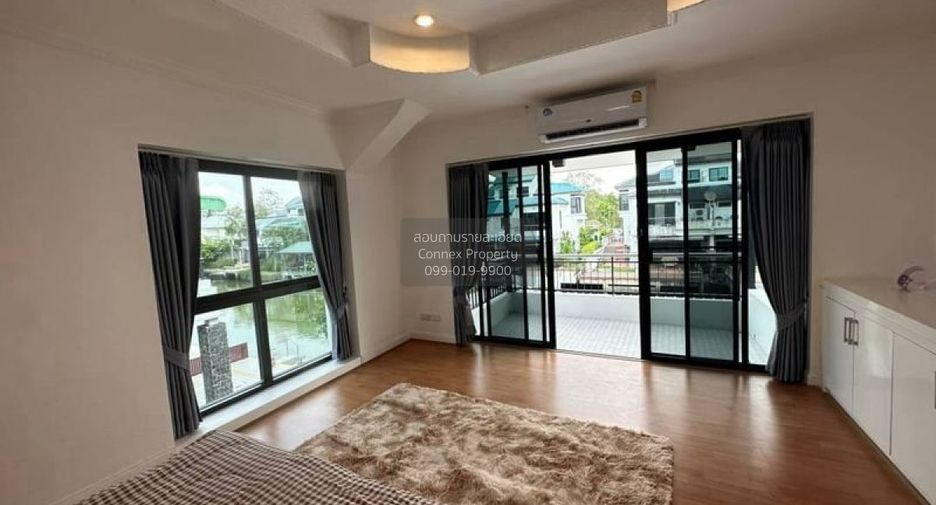For sale 4 bedrooms house in Sattahip, Chonburi