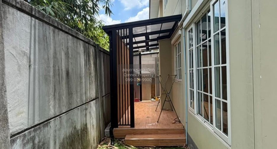 For sale 4 bedrooms house in Bang Khae, Bangkok