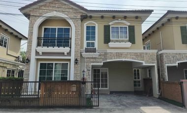 For sale 4 bedrooms house in Bang Khae, Bangkok