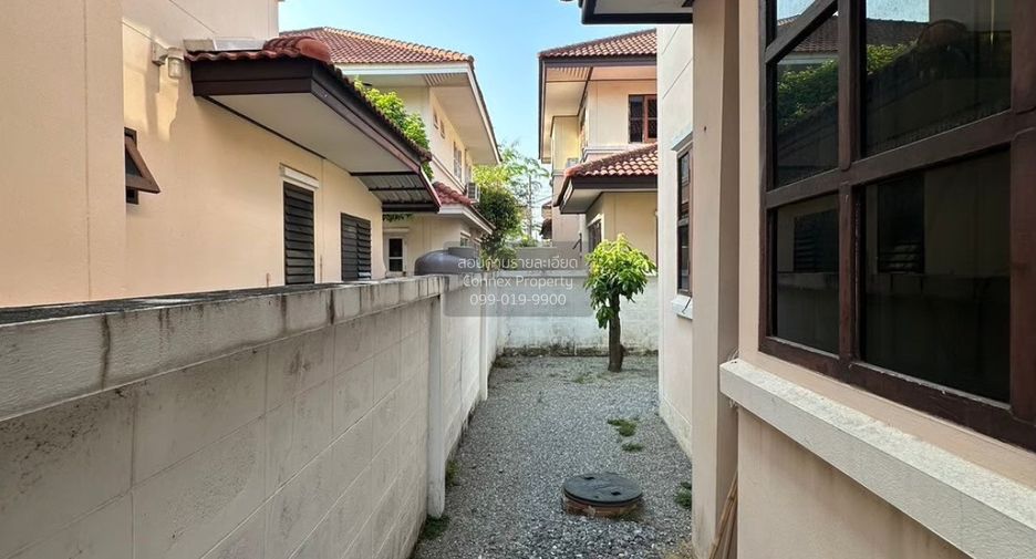 For sale 3 bedrooms house in Thawi Watthana, Bangkok