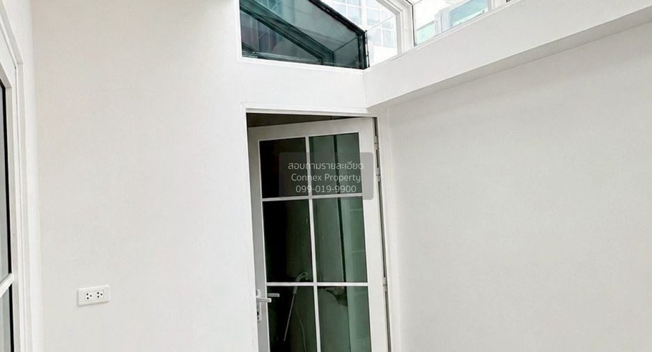 For sale 4 bedrooms house in Bueng Kum, Bangkok