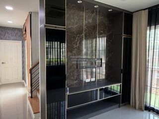 For sale 4 bedrooms house in Bang Khae, Bangkok