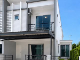 出售 3 卧室 联排别墅 在 Phuket Town, 普吉