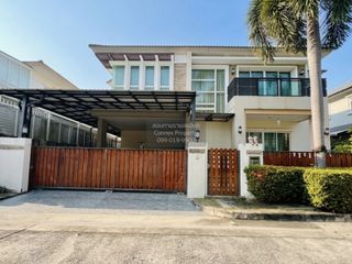For sale 3 bedrooms house in Khan Na Yao, Bangkok