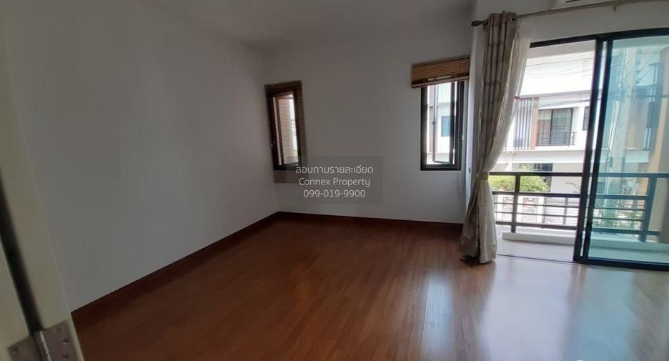 For sale 3 bedrooms townhouse in Lam Luk Ka, Pathum Thani