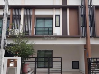 For sale 3 bedrooms townhouse in Lam Luk Ka, Pathum Thani