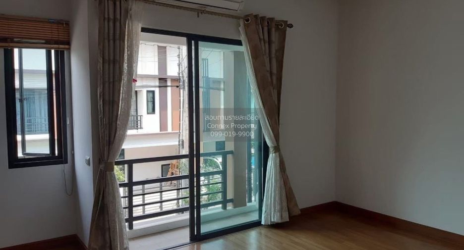 For sale 3 bedrooms townhouse in Lam Luk Ka, Pathum Thani