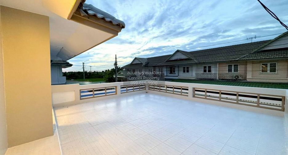Casa adosada en venta de 4 habitaciones en Bang Yai, Nonthaburi