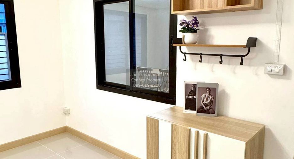 Casa adosada en venta de 4 habitaciones en Bang Yai, Nonthaburi