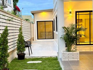 Casa adosada en venta de 4 habitaciones en Bang Yai, Nonthaburi