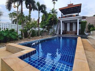 For sale 4 bedrooms house in Thalang, Phuket